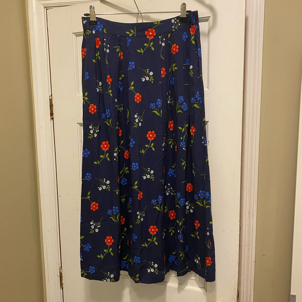 Vintage floral cottagecore midi skirt